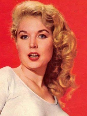 betty brosmer|betty brosmer measurements.